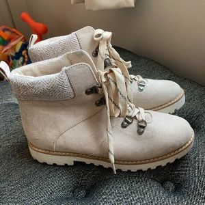 Sonoma Women’s Boot Size 7.5